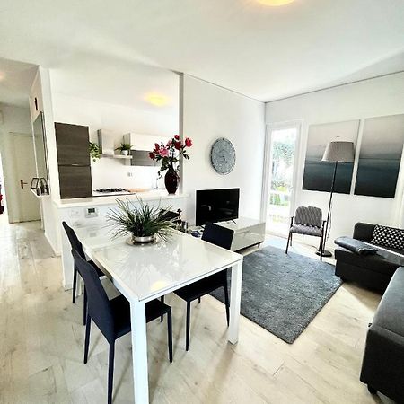Your Familyapartment In Sirmione Ngoại thất bức ảnh