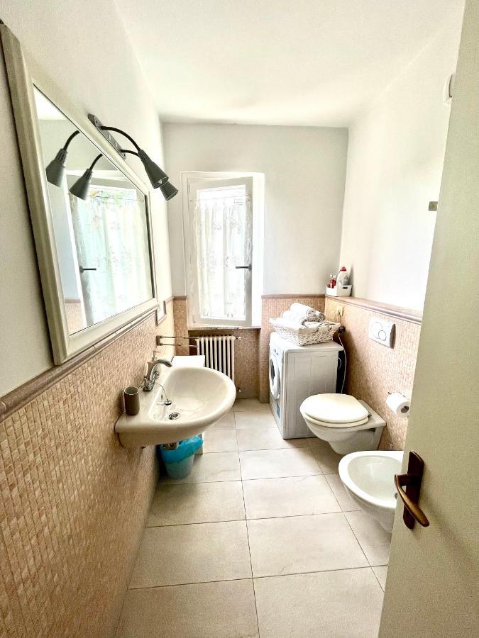 Your Familyapartment In Sirmione Ngoại thất bức ảnh