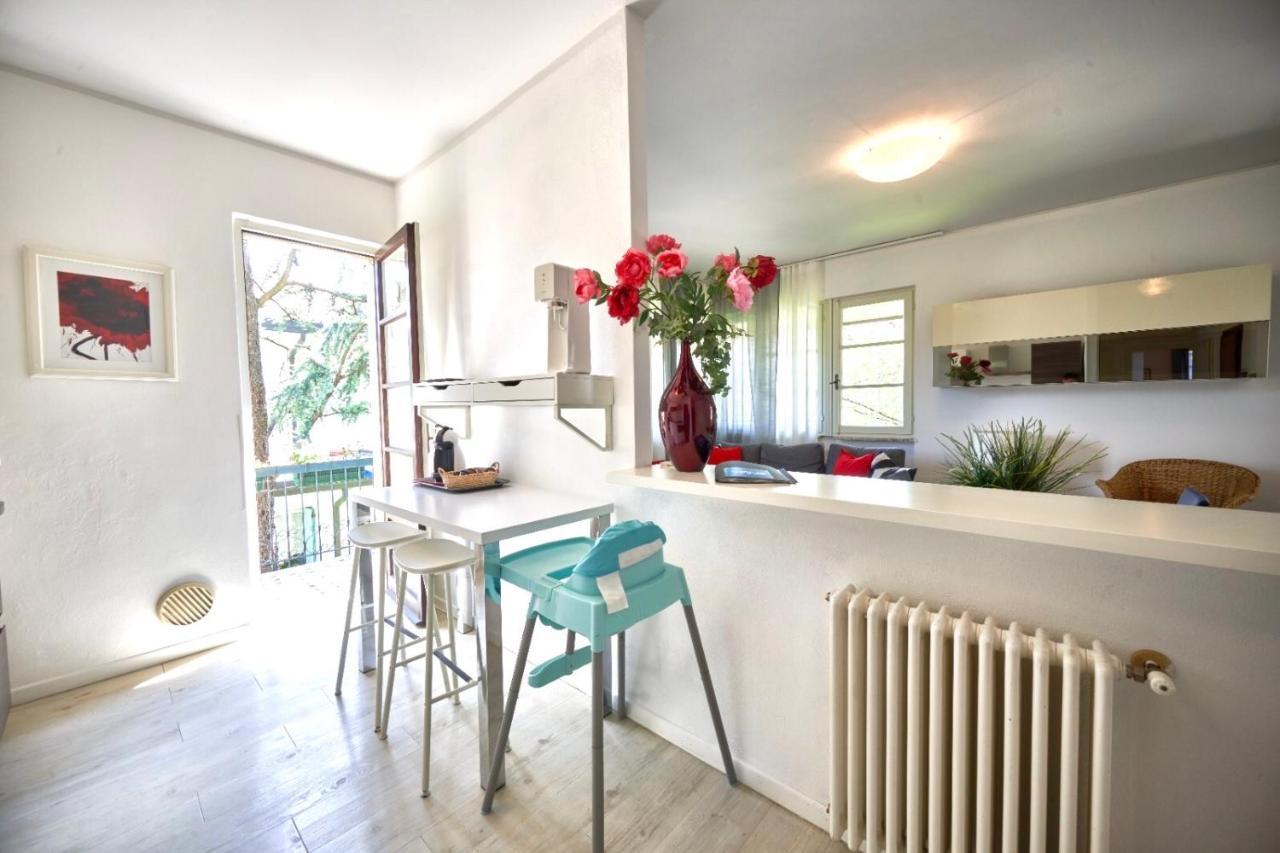 Your Familyapartment In Sirmione Ngoại thất bức ảnh