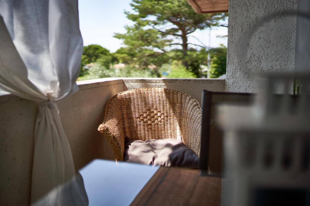 Your Familyapartment In Sirmione Ngoại thất bức ảnh